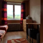 Valeria بيت خشبي *